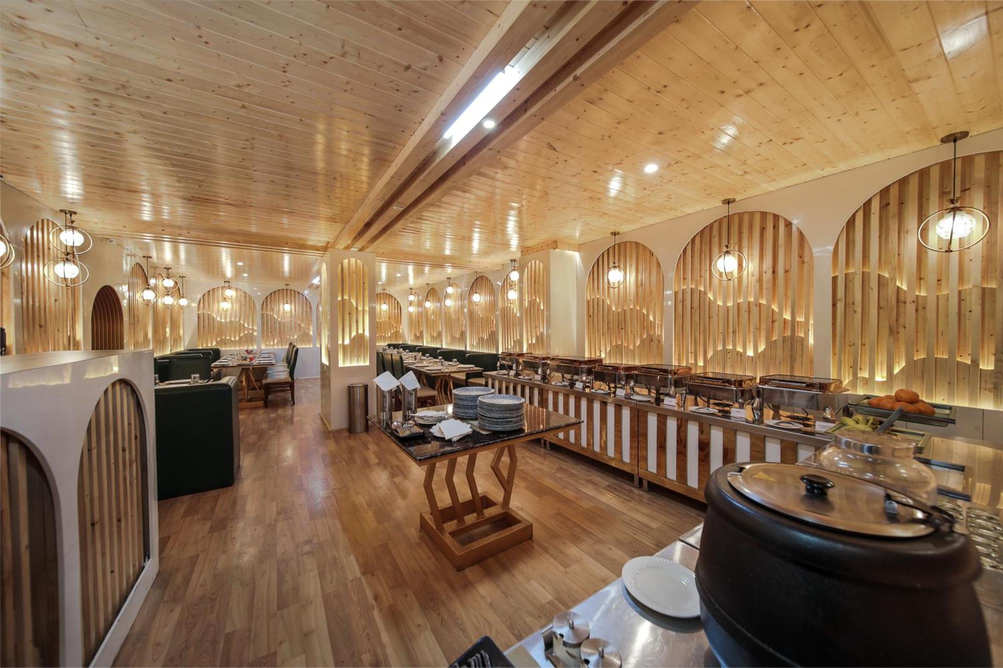 Hill River Resort - Central Heated & Air Cooled - Near Mall Road , Best Property Of Manali 2024- 2025 Luaran gambar