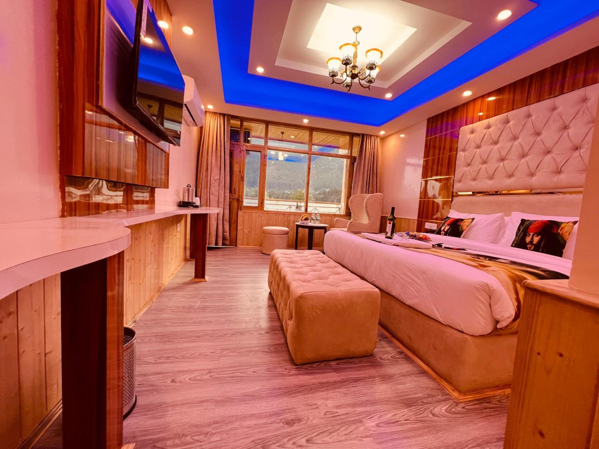 Hill River Resort - Central Heated & Air Cooled - Near Mall Road , Best Property Of Manali 2024- 2025 Luaran gambar