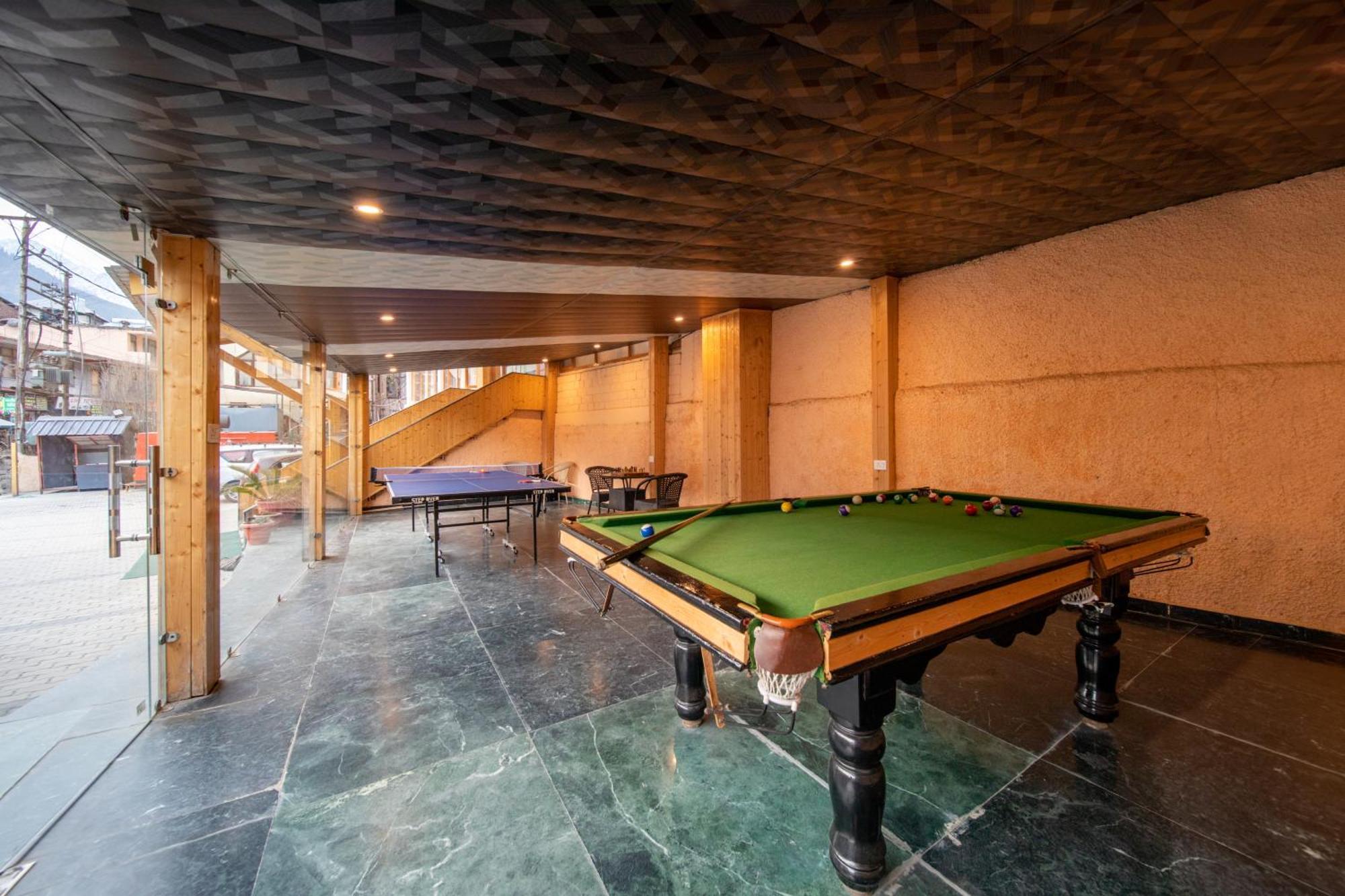 Hill River Resort - Central Heated & Air Cooled - Near Mall Road , Best Property Of Manali 2024- 2025 Luaran gambar