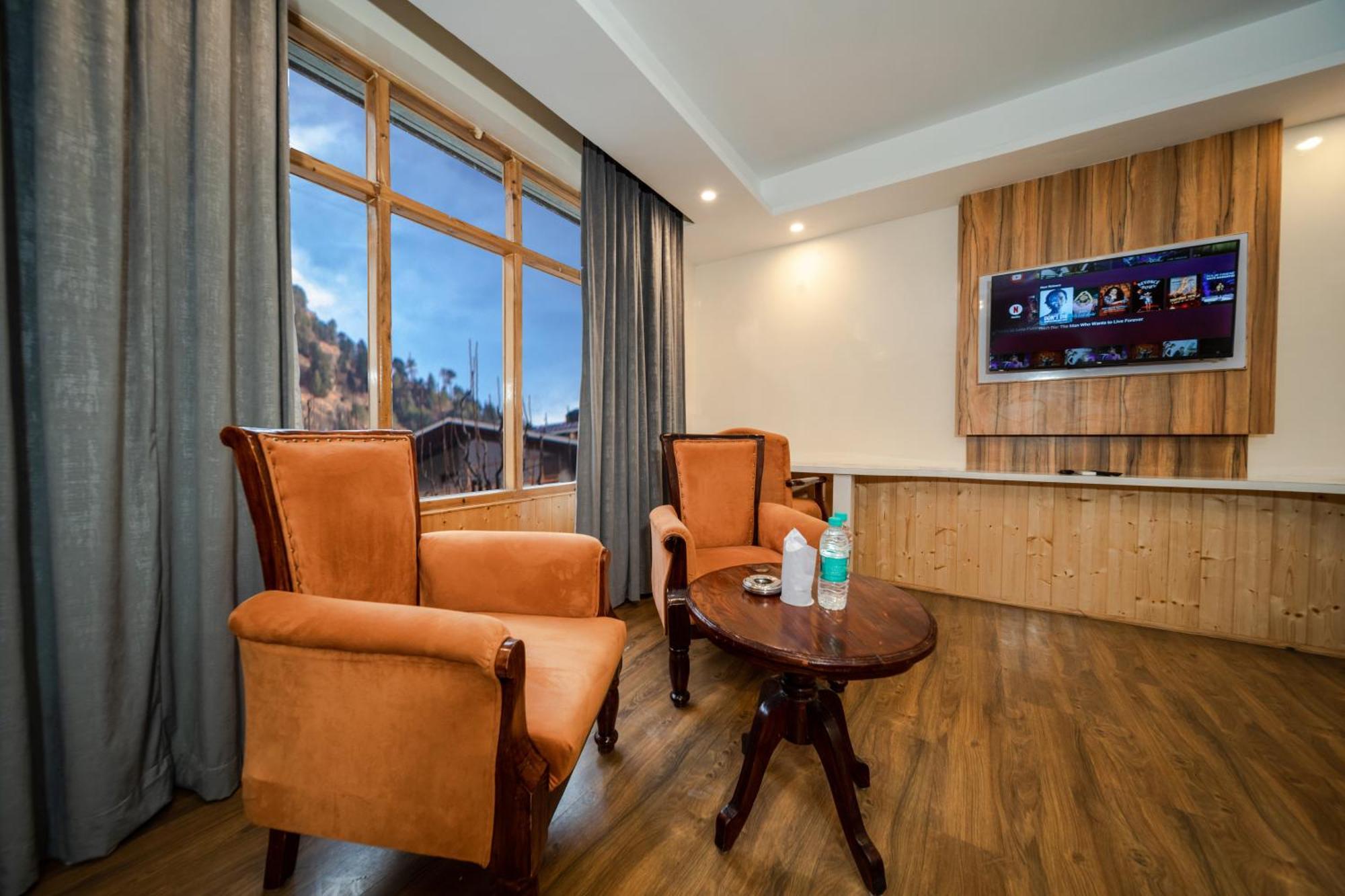 Hill River Resort - Central Heated & Air Cooled - Near Mall Road , Best Property Of Manali 2024- 2025 Luaran gambar
