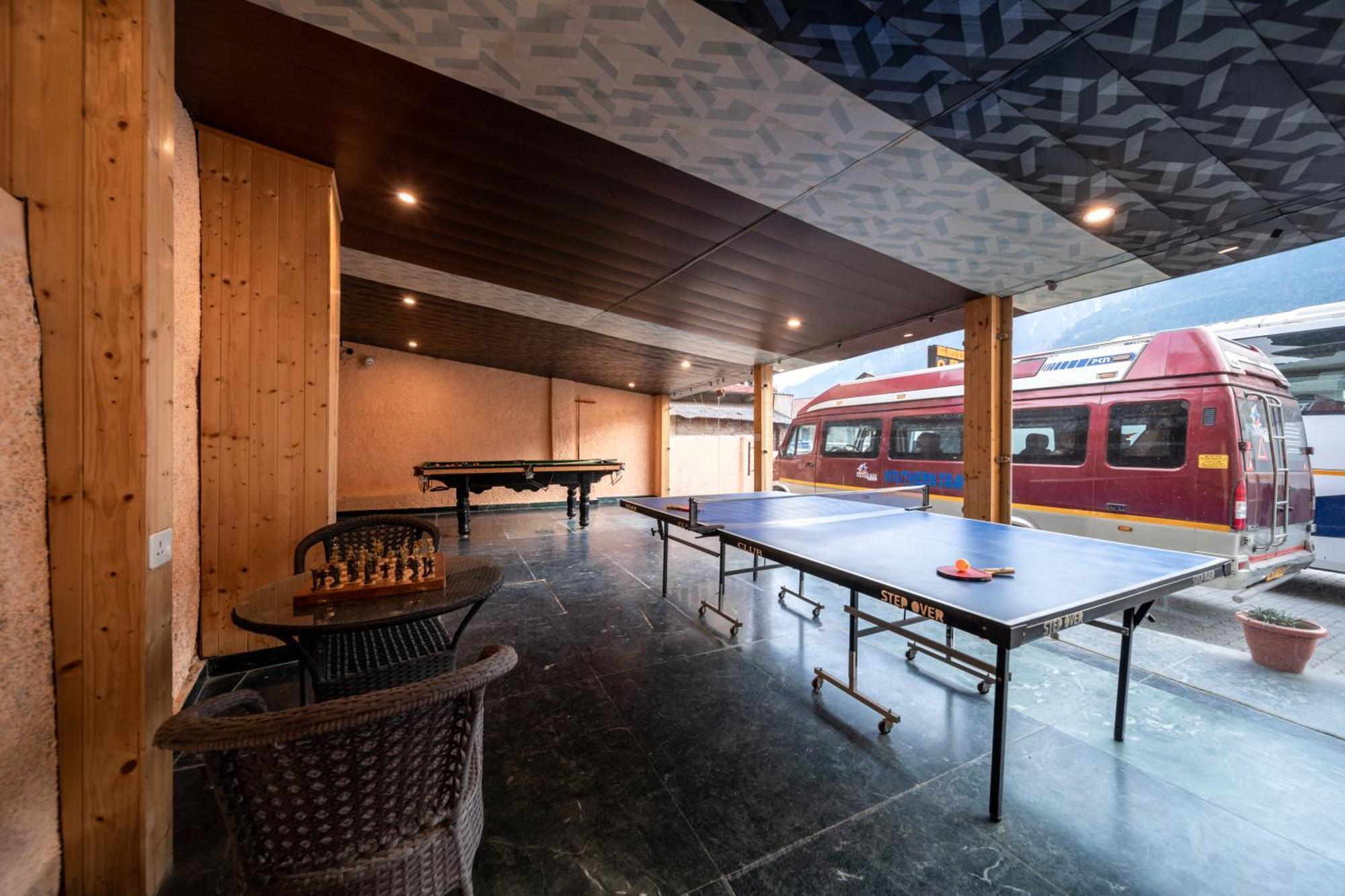 Hill River Resort - Central Heated & Air Cooled - Near Mall Road , Best Property Of Manali 2024- 2025 Luaran gambar