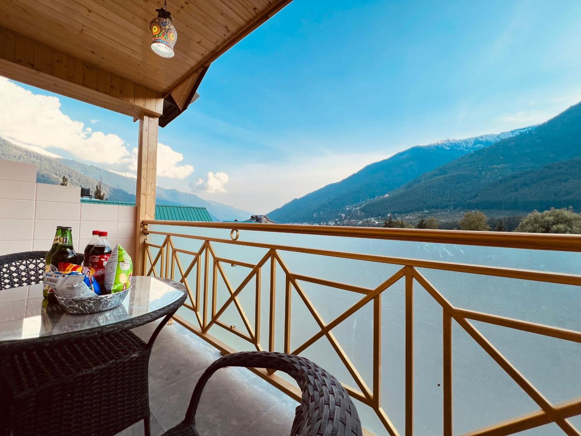 Hill River Resort - Central Heated & Air Cooled - Near Mall Road , Best Property Of Manali 2024- 2025 Luaran gambar