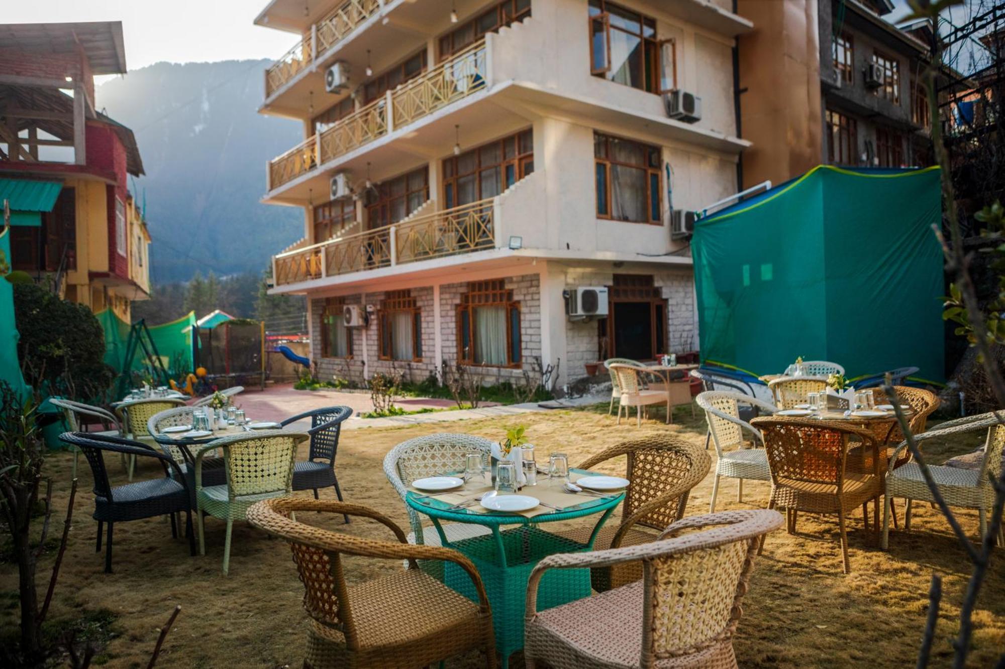 Hill River Resort - Central Heated & Air Cooled - Near Mall Road , Best Property Of Manali 2024- 2025 Luaran gambar