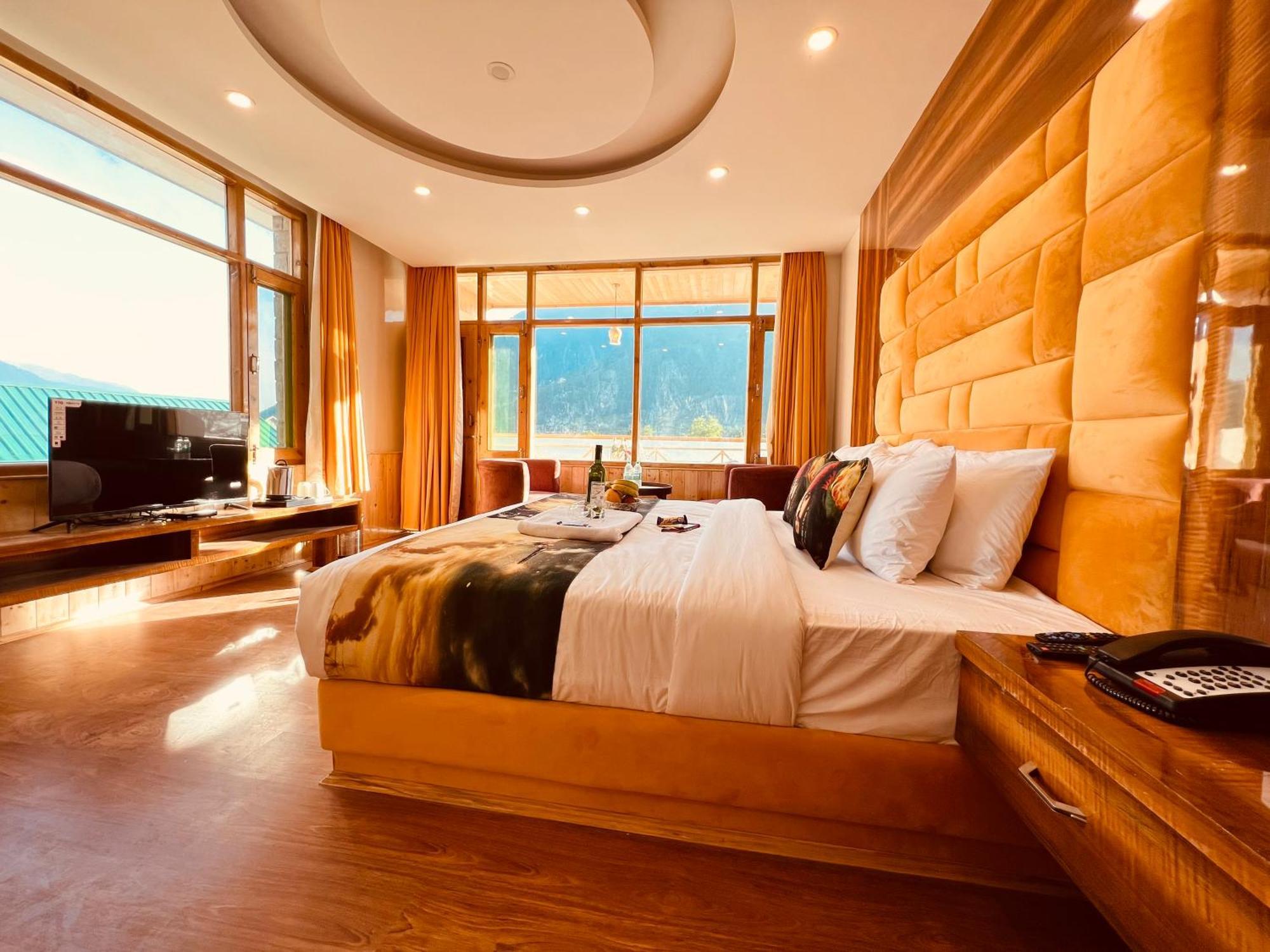 Hill River Resort - Central Heated & Air Cooled - Near Mall Road , Best Property Of Manali 2024- 2025 Luaran gambar